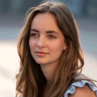 Inge Mostert