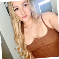 Julia Alaniz