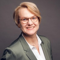 Carola Bretsch