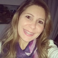 Manuela Messeder D Escoffier e Souza