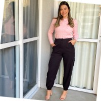 Anna Carolina Rodrigues Dores
