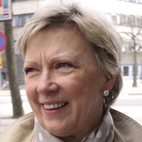Katalin Csuhay