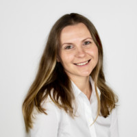 Julia Niesten