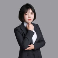 Vicky Lee