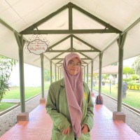 R Fatimah