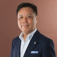 井上智弘
