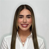 Paulina Flores