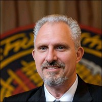Michael Rowe