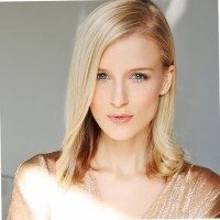 Lauren Nieuwland, MBA