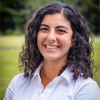 Leila Boulos, Pe