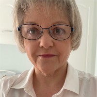 Gwenda Jarrett. Fifst