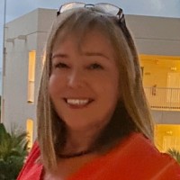 Sandra Smith (C.I.P.D)