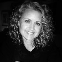 Angela Arndt