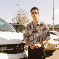 Simon E.