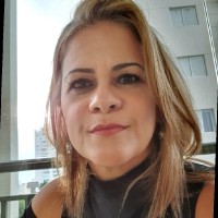 Alessandra Bueno De Siqueira.