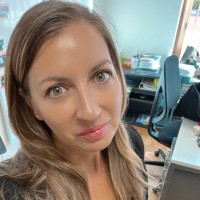 Elvira Moreira