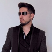 Mario Palomares Flores