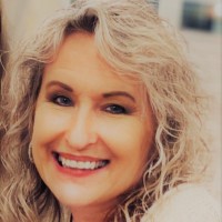 Debi Avila