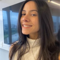 Evelyn Oliveira