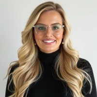 Maggie H.