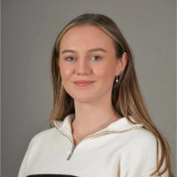 Rebecca Csondor