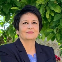 Dina P.