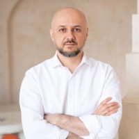 Володимир Казанцев