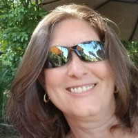 Debbie Zundel