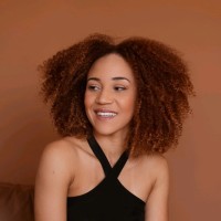 Thauane Regina