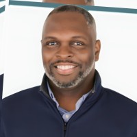 Larry Warren, Cam