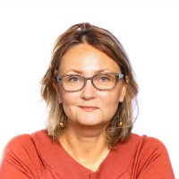 Caroline Maillols [Mah-yols]