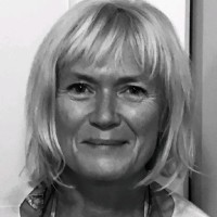 Melanie Dakin