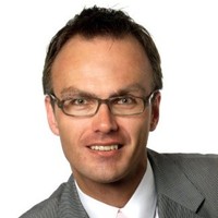 Dr. Ulrich Schoo