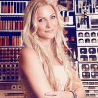 Anna Sparr