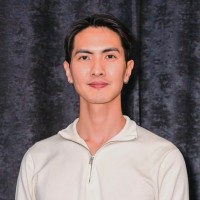 Zhiren Ye