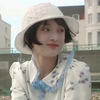 Yilia Qian