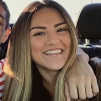 Mia Leon