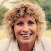 Robin L Hite