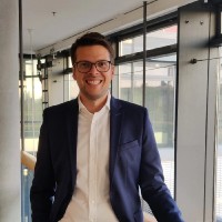 Dr. Lars Friedrich