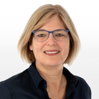 Ute E Schmidt