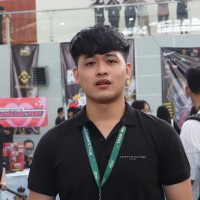 Nhật Lê