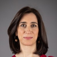 Claudia Roque De Almeida