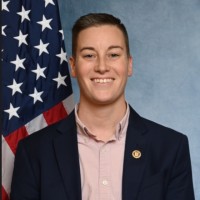 Stevi Price