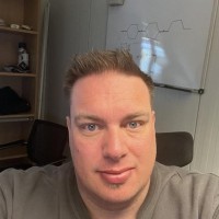 Lars Yngve Holstad