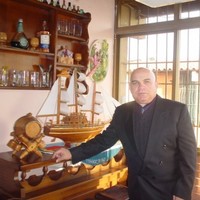 Dr. Yhinny A. Villalobos R.