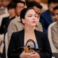 Ee Wei Tan
