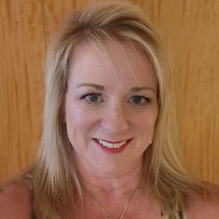 Stephanie Wolf