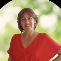 Julie Debuyser
