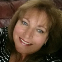 Edee White