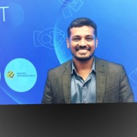 Suresh Valluri